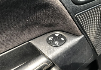 Подержанный автомобиль Ford Fusion 2007 года (12 фото)