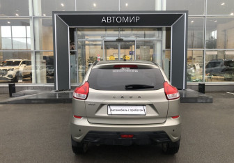 Подержанный автомобиль LADA (ВАЗ) XRAY 2016 года (6 фото)