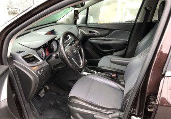 Подержанный автомобиль Opel Mokka 2012 года (10 фото)