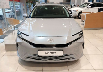 Новый Toyota Camry Sedan 2025 (2 фото)