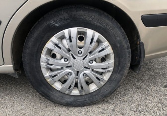 Подержанный автомобиль Hyundai Elantra Sedan 2008 года (15 фото)