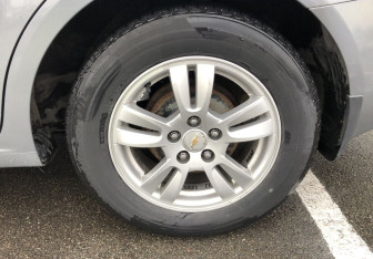 Подержанный автомобиль Chevrolet Aveo Sedan 2014 года (15 фото)