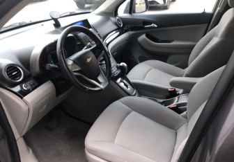Подержанный автомобиль Chevrolet Orlando 2013 года (9 фото)