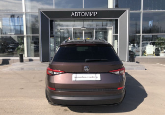 Подержанный автомобиль Skoda Kodiaq 2019 года (6 фото)