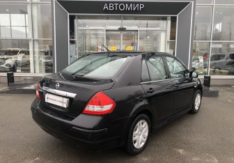 Подержанный автомобиль Nissan Tiida Sedan 2011 года (5 фото)