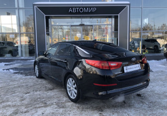Подержанный автомобиль Kia Optima Sedan 2014 года (7 фото)