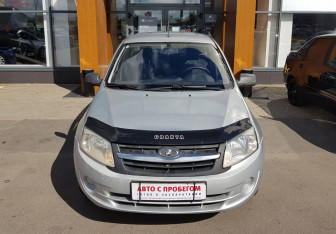 Подержанный автомобиль LADA (ВАЗ) Granta Sedan 2012 года (2 фото)