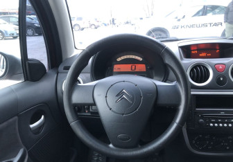 Подержанный автомобиль Citroen C3 Hatchback 2008 года (12 фото)