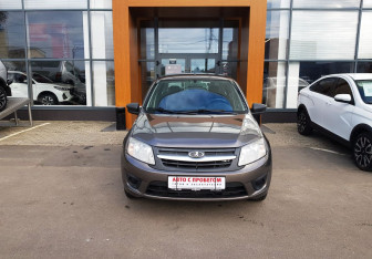 Подержанный автомобиль LADA (ВАЗ) Granta Sedan 2017 года (2 фото)