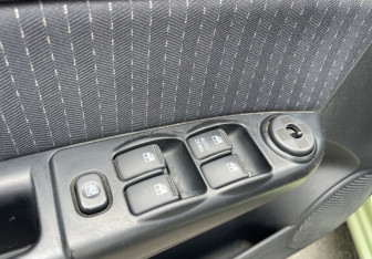 Подержанный автомобиль Hyundai Getz 2008 года (13 фото)
