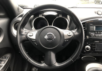 Подержанный автомобиль Nissan Juke 2012 года (12 фото)