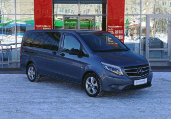 Подержанный автомобиль Mercedes-Benz Vito 2017 года (3 фото)