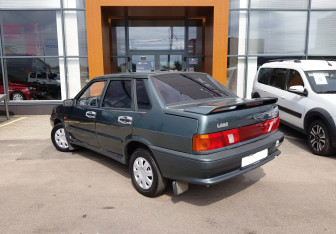 Подержанный автомобиль LADA (ВАЗ) 2115 2010 года (7 фото)