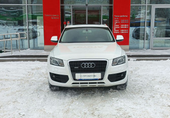 Подержанный автомобиль Audi Q5 2012 года (2 фото)