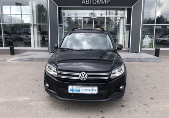 Подержанный автомобиль Volkswagen Tiguan 2016 года (2 фото)
