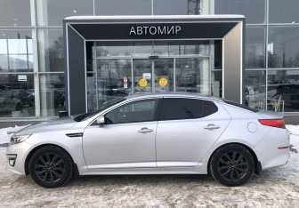 Подержанный автомобиль Kia Optima Sedan 2015 года (8 фото)