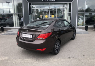Подержанный автомобиль Hyundai Solaris Sedan 2016 года (5 фото)