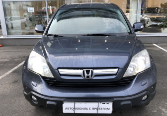 Подержанный автомобиль Honda CR-V 2007 года (2 фото)