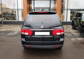 Подержанный автомобиль SsangYong Kyron 2008 года (6 фото)