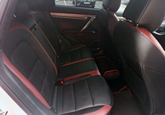 Подержанный автомобиль Geely Coolray 2023 года (15 фото)