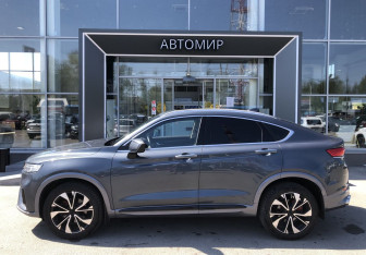 Подержанный автомобиль Geely Tugella 2022 года (8 фото)