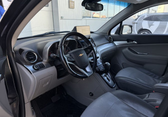 Подержанный автомобиль Chevrolet Orlando 2013 года (9 фото)