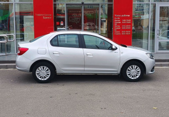 Подержанный автомобиль Renault Logan Sedan 2016 года (4 фото)