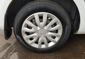 Подержанный автомобиль LADA (ВАЗ) Vesta Wagon 2020 года (12 фото)