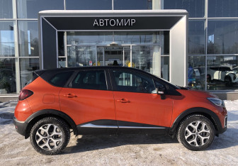 Подержанный автомобиль Renault Kaptur 2017 года (4 фото)
