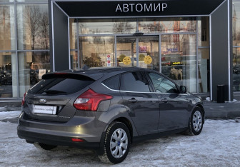 Подержанный автомобиль Ford Focus Hatchback 2014 года (5 фото)