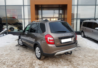 Подержанный автомобиль LADA (ВАЗ) Granta Wagon 2024 года (7 фото)