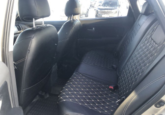 Подержанный автомобиль Hyundai Elantra Sedan 2006 года (11 фото)