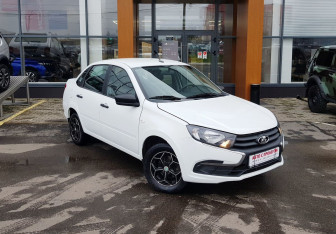 Подержанный автомобиль LADA (ВАЗ) Granta Sedan 2021 года (3 фото)