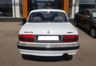Подержанный автомобиль ГАЗ 3110 «Волга» Sedan 2001 года (6 фото)