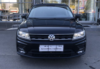 Подержанный автомобиль Volkswagen Tiguan 2017 года (2 фото)