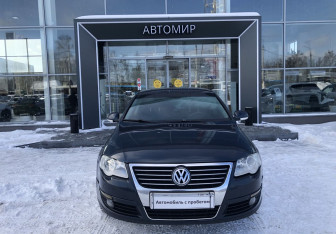 Подержанный автомобиль Volkswagen Passat Sedan 2006 года (2 фото)