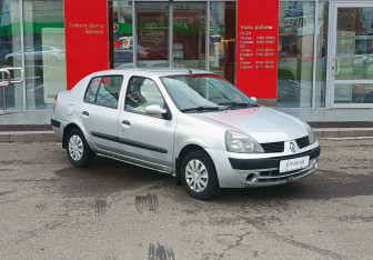 Подержанный автомобиль Renault Symbol 2005 года (3 фото)