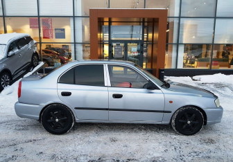 Подержанный автомобиль Hyundai Accent Sedan 2007 года (4 фото)