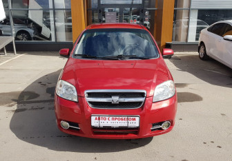 Подержанный автомобиль Chevrolet Aveo Sedan 2011 года (2 фото)