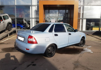 Подержанный автомобиль LADA (ВАЗ) Priora Sedan 2007 года (5 фото)