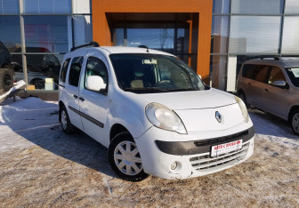 Подержанный автомобиль Renault Kangoo 2010 года (3 фото)