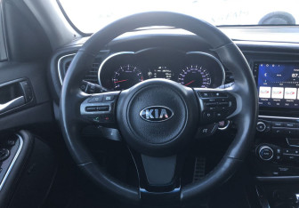 Подержанный автомобиль Kia Optima Sedan 2014 года (12 фото)