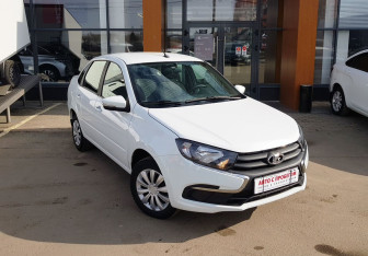 Подержанный автомобиль LADA (ВАЗ) Granta Sedan 2023 года (3 фото)