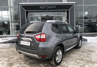 Подержанный автомобиль Nissan Terrano 2021 года (5 фото)