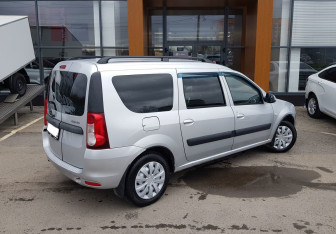 Подержанный автомобиль LADA (ВАЗ) Largus Wagon 2014 года (5 фото)