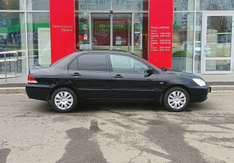Подержанный автомобиль Mitsubishi Lancer Sedan 2007 года (4 фото)