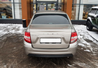 Подержанный автомобиль LADA (ВАЗ) Granta Sedan 2022 года (6 фото)