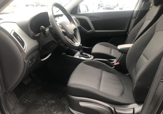 Подержанный автомобиль Hyundai Creta 2021 года (11 фото)