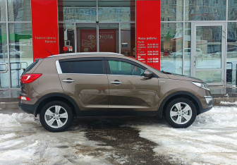 Подержанный автомобиль Kia Sportage 2011 года (4 фото)