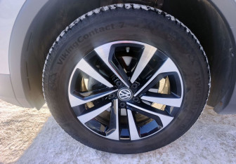 Подержанный автомобиль Volkswagen Tiguan 2020 года (10 фото)